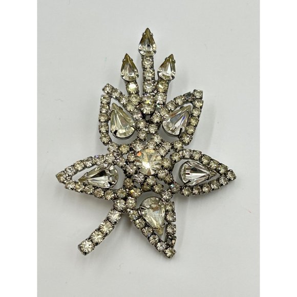 Signed KRAMER Vintage Rhinestones Star Flower Brooch Clear Stones All Prong Set - Picture 2 of 6